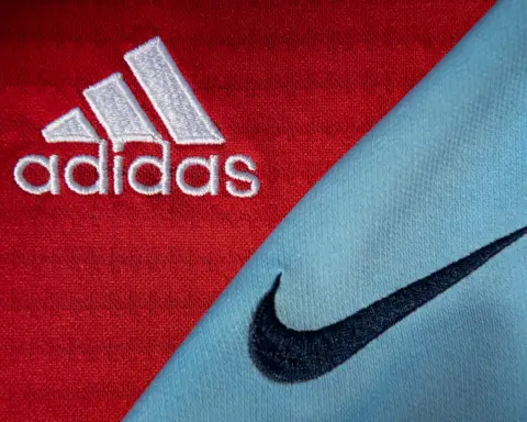 Wenn zwei Rivalen gewinnen: Wie Nike und Adidas vom USMNT-Hype profitieren
