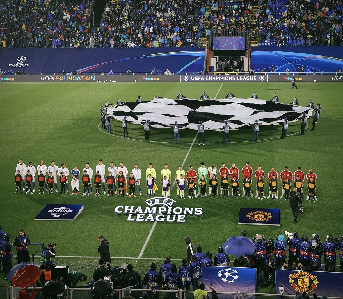 Comos Fußballmärchen wird zum Albtraum für Manchester United